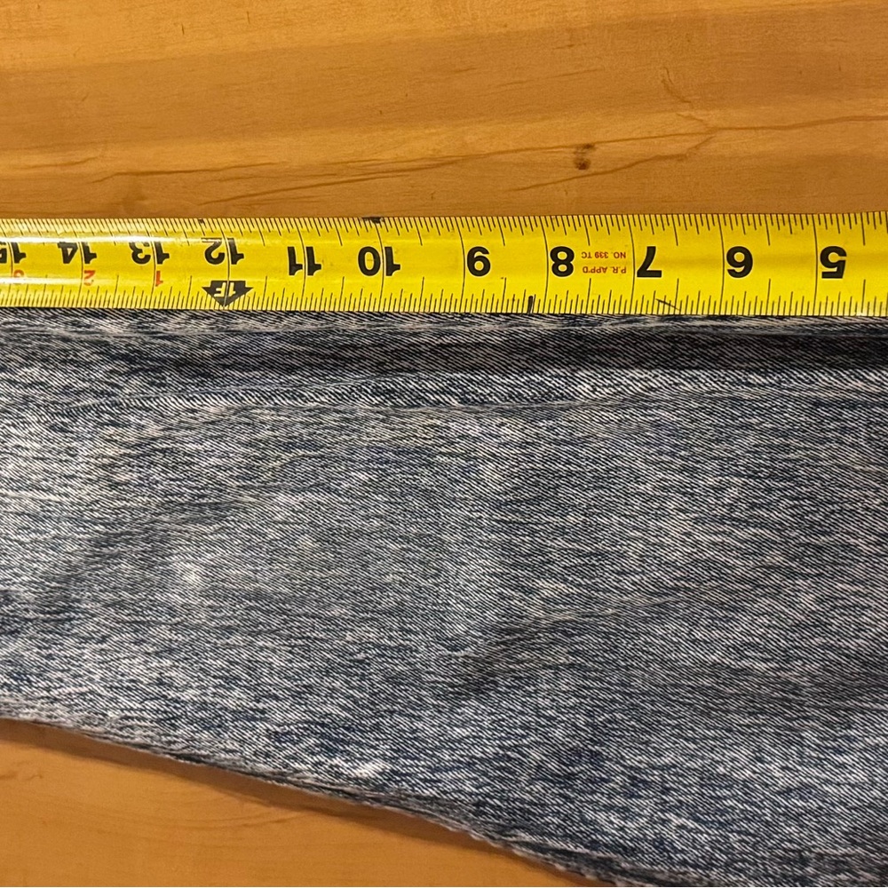 Vintage-Effect High-Rise Women's Jeans - Acid Wash Blue - Picture 6 of 10